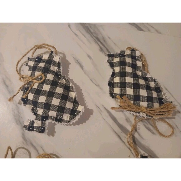 Christmas Ornaments  Primitive Handmade Gift Plaid Cottage Chick - Set of 4 - Picture 2 of 3